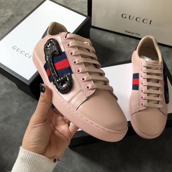 NEWGucci leather casual shoes for women